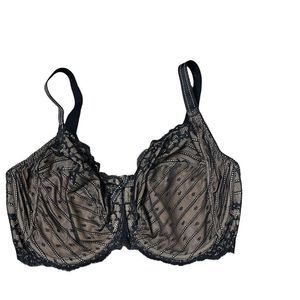NWT Chantelle Lace Bra